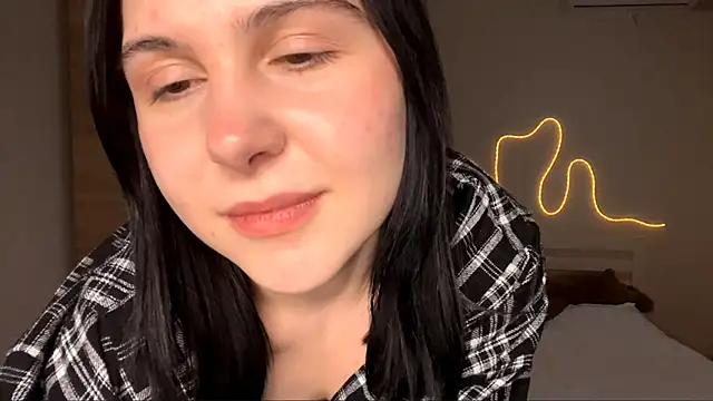 MyraLitterers online show from March 2026 03:15:01 PM