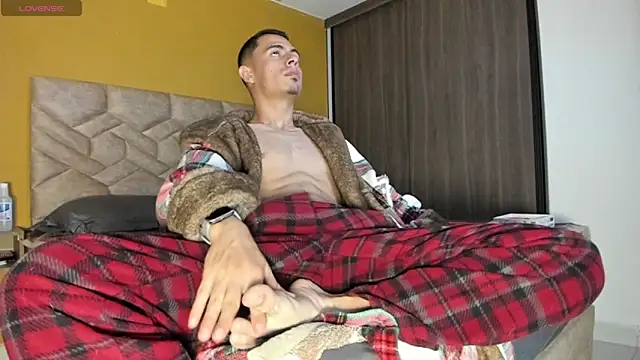 Snapshot of Gregory_mancini chatting on November 2025 04:35:02 AM Gregory mancini online show from November 2025 04:35:02 AM