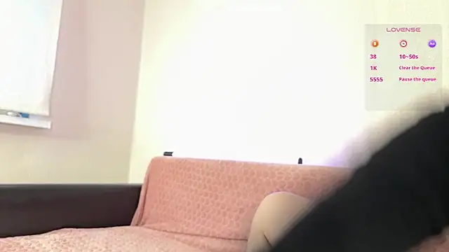 WiaSiviaSun online show from June 2026 03:56:01 PM