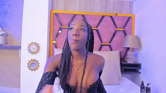 BritneyWalkers online show from November 2025 12:19:01 PM