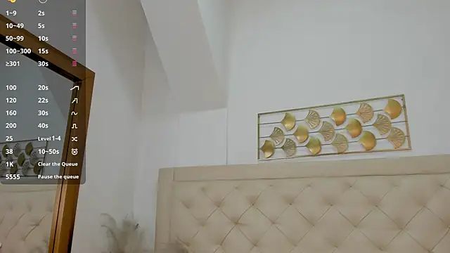 lucia lorenz online show from January 2026 11:36:02 AM