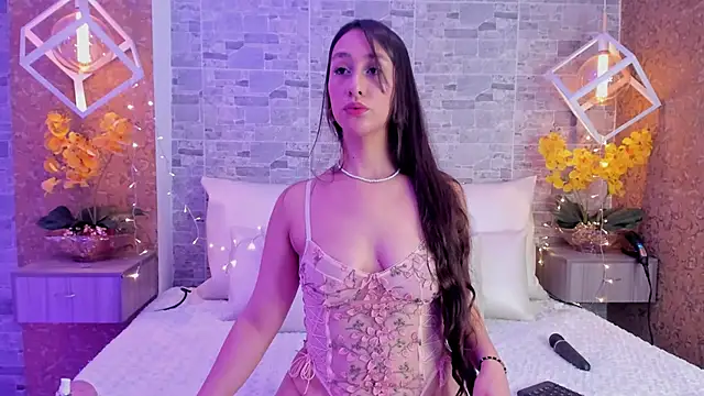 Catalina-Thompson online show from November 2025 12:10:01 PM