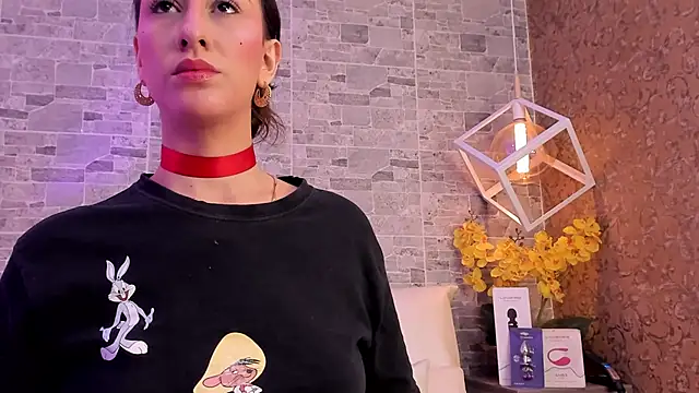 Catalina-Thompson online show from November 2025 12:20:01 PM