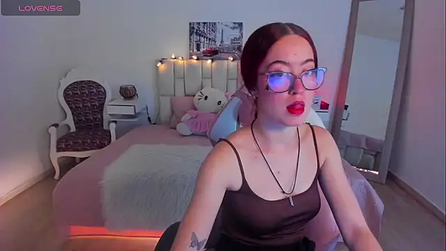 Amaraa couper1 online show from October 2025 03:14:01 AM