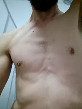 16enes16 online show from May 2026 06:39:02 PM