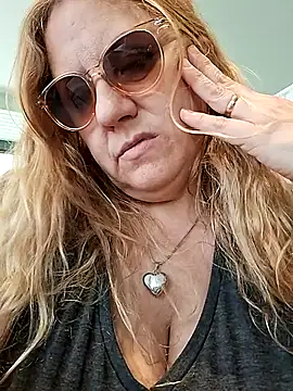 JennyInVegas online show from October 2025 06:28:02 PM