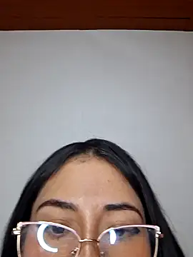 Snapshot of chloebrownn03 chatting on November 2025 10:42:01 PM chloebrownn03 online show from November 2025 10:42:01 PM