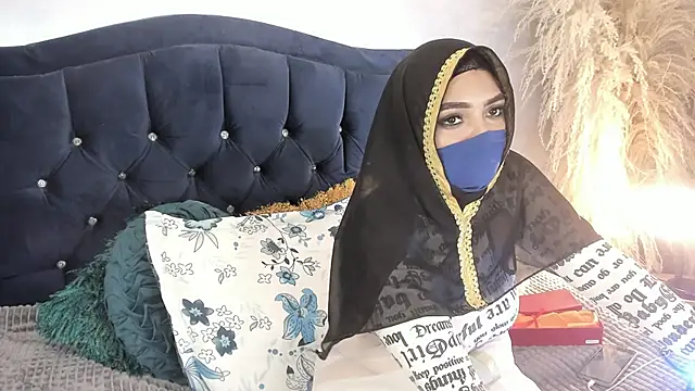 Inaya Khalifa online show from November 2025 12:00:01 AM