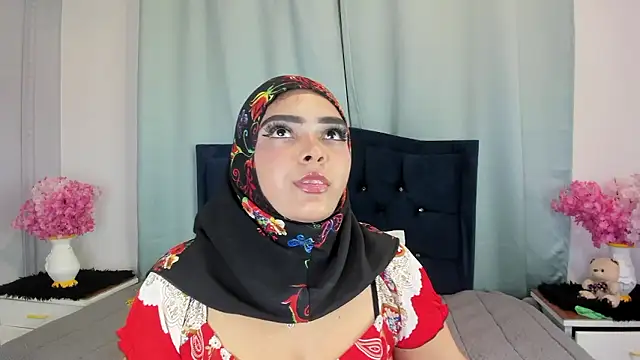 Inaya Khalifa online show from January 2026 12:17:01 AM