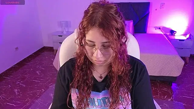 littlee red online show from March 2026 10:21:01 PM