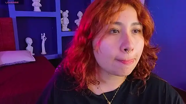 littlee red online show from May 2026 08:22:01 PM