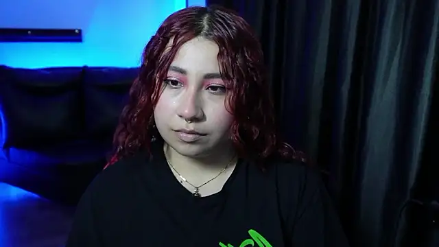 littlee red online show from February 2026 08:59:02 PM