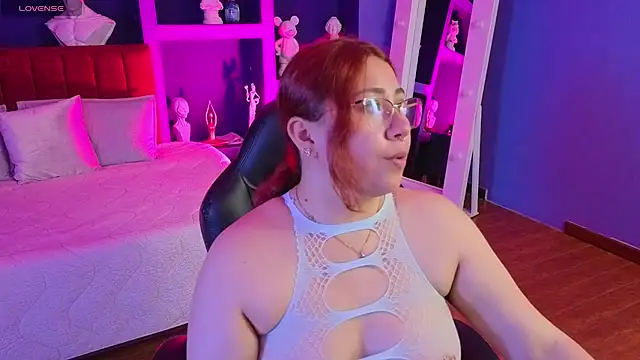 littlee red online show from March 2026 08:04:02 PM