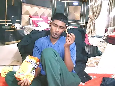 IndianThuggin online show from May 2026 12:41:01 AM