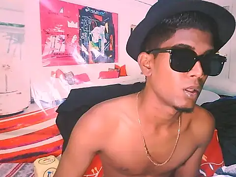 IndianThuggin online show from November 2025 05:49:02 PM