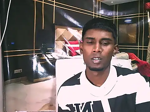 IndianThuggin online show from June 2026 06:20:01 PM