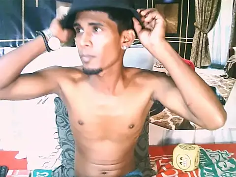 IndianThuggin online show from May 2026 10:26:01 PM