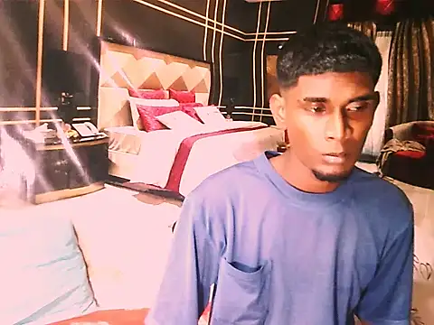 IndianThuggin online show from April 2026 07:59:01 PM