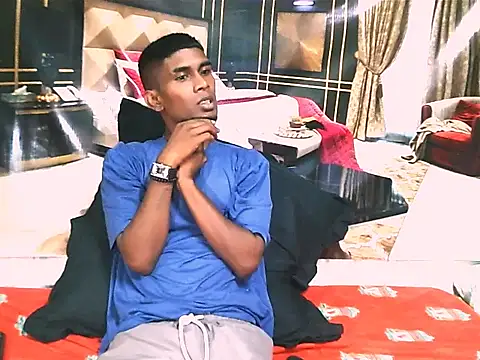 IndianThuggin online show from May 2026 05:33:01 PM