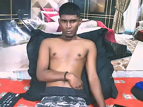 IndianThuggin online show from June 2026 06:07:02 PM