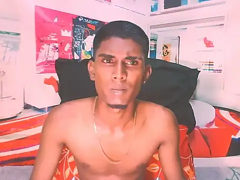 IndianThuggin online show from November 2025 05:56:02 PM