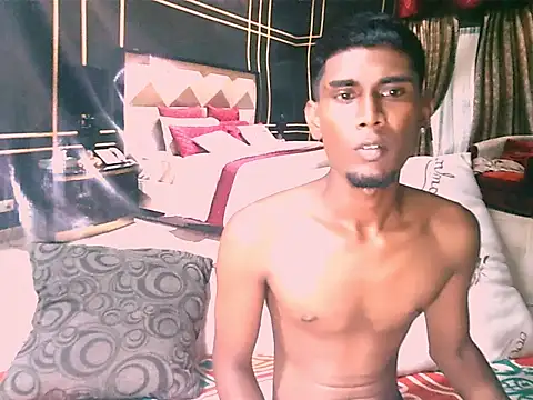 IndianThuggin online show from April 2026 06:14:01 PM