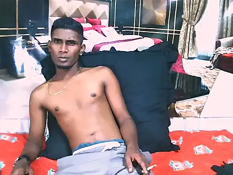 IndianThuggin online show from May 2026 05:02:02 PM