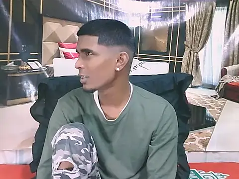 IndianThuggin online show from July 2026 06:09:01 AM