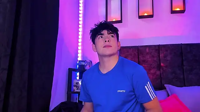 Snapshot of Theo_Noxxx chatting on October 2025 05:32:01 PM Theo Noxxx online show from October 2025 05:32:01 PM