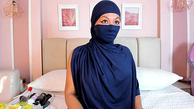 SophiaBeckerr online show from October 2025 07:13:02 PM