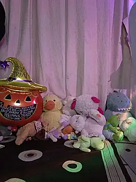 Snapshot of Ladyswap chatting on October 2025 03:06:02 AM Ladyswap online show from October 2025 03:06:02 AM