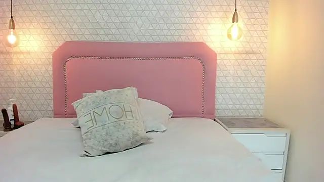 TAYLORMEYER1 online show from April 2026 03:36:02 AM