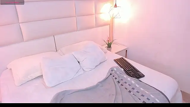 Sofia clk online show from March 2026 03:32:01 AM