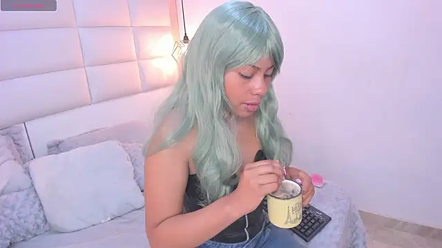 Sofia clk online show from February 2026 03:03:02 AM