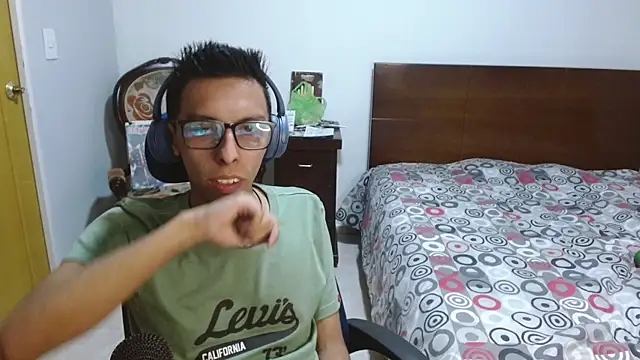 DavTwink3100 online show from November 2025 02:00:02 AM