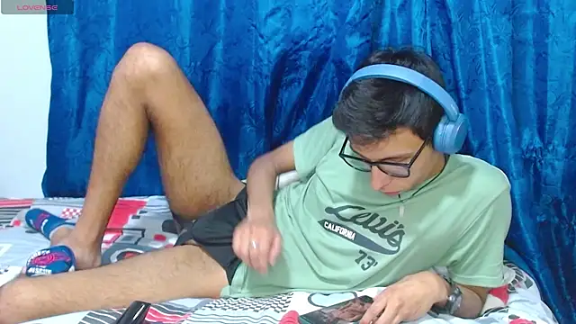 DavTwink3100 online show from April 2026 01:24:02 AM