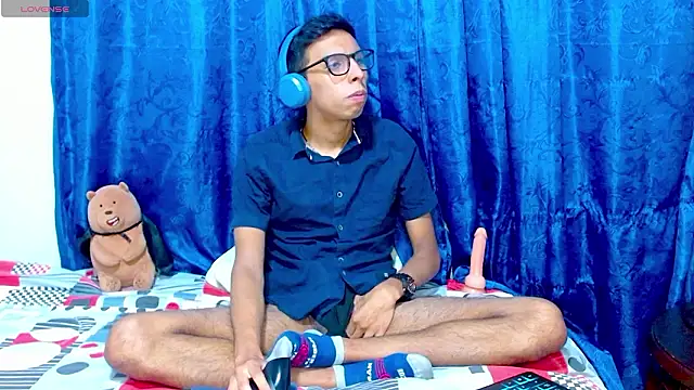 DavTwink3100 online show from March 2026 01:46:01 AM