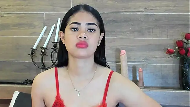 LorenaVarga online show from December 2025 07:18:02 PM