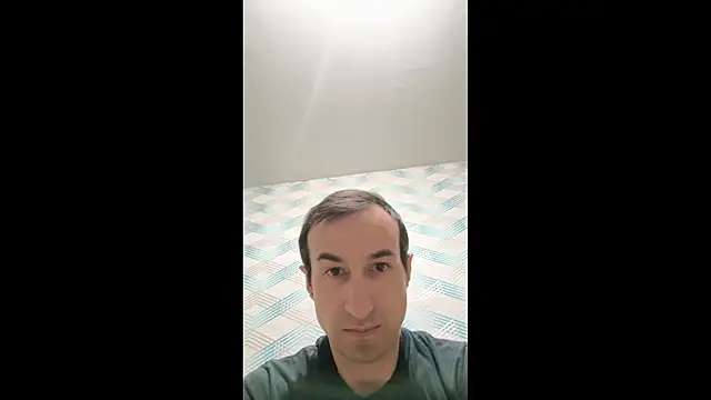 Snapshot of Andruu_ chatting on October 2025 08:42:01 PM Andruu online show from October 2025 08:42:01 PM