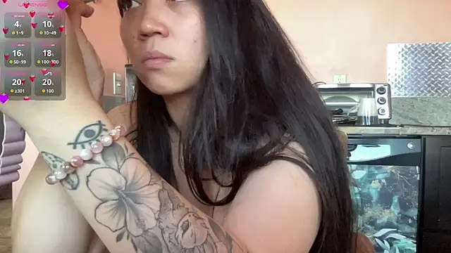 Snapshot of babygirlesme chatting on December 2025 07:24:02 PM babygirlesme online show from December 2025 07:24:02 PM