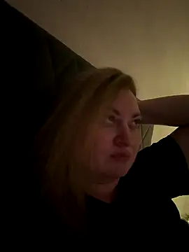 Amelia-Diamond online show from December 2025 08:34:02 PM