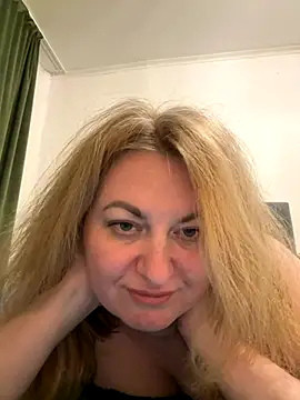 Amelia-Diamond online show from November 2025 09:59:01 PM