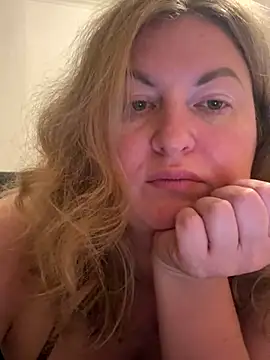 Amelia-Diamond online show from November 2025 11:37:02 PM