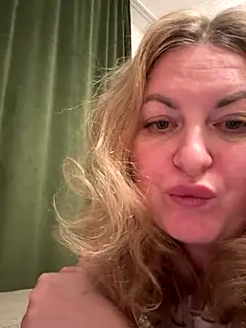 Amelia-Diamond online show from November 2025 11:26:01 PM