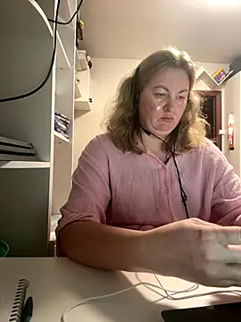 Amelia-Diamond online show from December 2025 12:53:02 PM