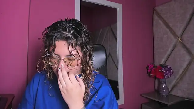 EmiliRouse  online show from November 2025 02:55:02 AM