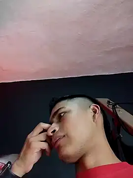 Emiliano Reyes online show from November 2025 02:27:02 AM