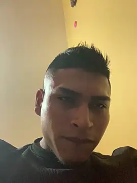 Emiliano Reyes online show from November 2025 02:29:01 PM