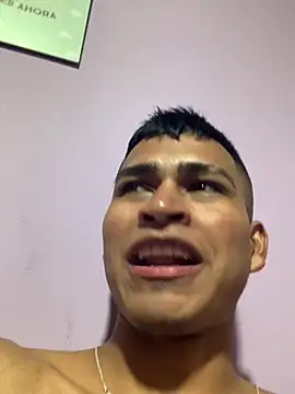 Emiliano Reyes online show from January 2026 03:35:02 AM