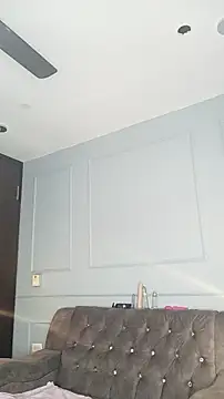 Snapshot of Orianabluee_ chatting on November 2025 03:40:02 AM Orianabluee online show from November 2025 03:40:02 AM